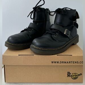 DR.Martens kids boots Size: 4. 1460 JOSKA J. Color Black